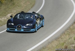 Présentation en Espagne de la Bugatti Veyron 16.4 Grand Sport Vitesse - le roadster le plus puissant de tous les temps, développant 1 200 ch