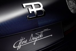 Bugatti célèbre la première mondiale de la dernière Bugatti Légende « Ettore Bugatti » à Pebble Beach
