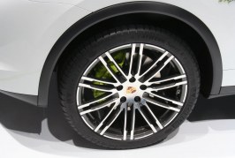 Paris 2014 - Pneu Michelin Latitude Sport 3