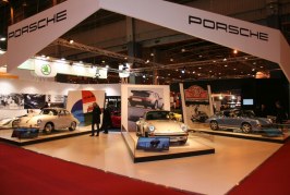 Rétromobile 2015 - Un stand Porsche riche en voitures avec Porsche Classic