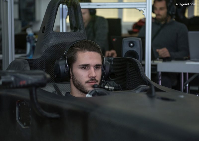 Les pilotes Audi de Formule E s’entrainent sur un simulateur pour se ...