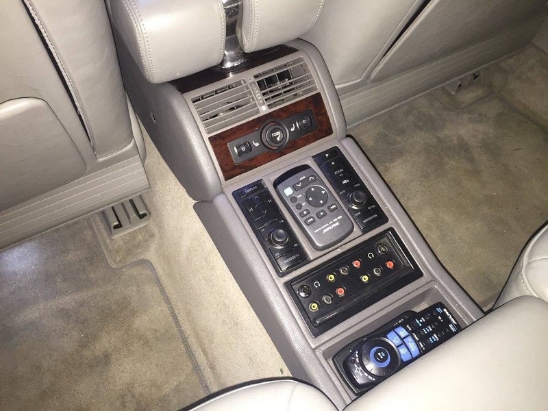 Audi a8 w12 2001