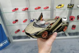 Spielwarenmesse 2020 - Miniature Lamborghini Sián FKP 37 au 1:18 par Bburago