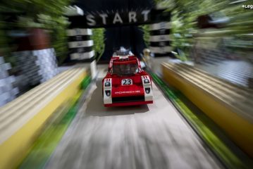 Reproduction de célèbres photos de Porsche en LEGO