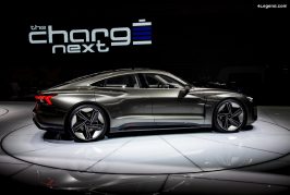 Découvrez la production de l'Audi e-tron GT de manière interactive