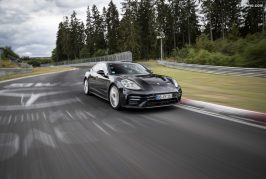 La nouvelle Panamera réalise un record du tour sur la Nürburgring Nordschleife