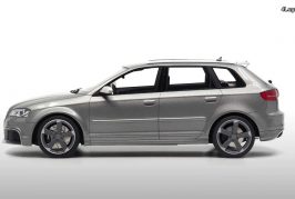 Miniature Audi RS3 Sportback 8P en gris Daytona au 1:18 par DNA Collectibles