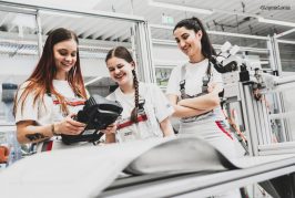 Digital Girls’ Day chez Audi - Les filles font l'expérience de la technologie