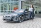 Livraison de la première Audi RS e-tron GT à l'Audi Forum Ingolstadt