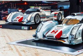 Une Audi R18 e-tron quattro de 2013 reproduite en LEGO à l'échelle 1:1
