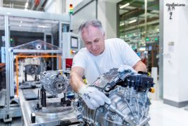 Production du 250 000ème moteur électrique Audi à Győr