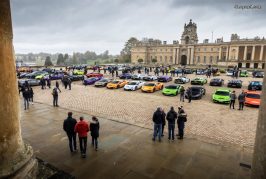 Plus de 200 Lamborghini réunies au Blenheim Palace pour Movember 2021
