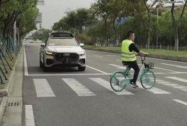Premier essai réussi d'Audi en conduite autonome de niveau 4 avec signalisation V2X sur route ouverte