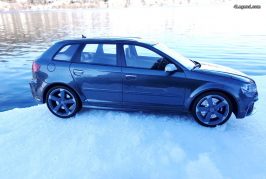 Miniature au 1:18 Audi RS3 Sportback 8P en gris Daytona - DNA Collectibles
