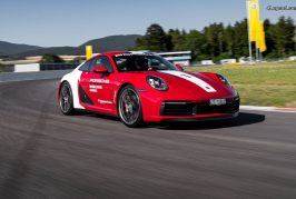Porsche propose de nouveaux stages de conduite en Suisse