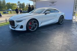 Chantilly 2022 - Première européenne de la Bentley Mulliner Batur