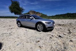 Miniature Audi A6 allroad C7 argent Floret au 1:18 par GT Spirit – GT354
