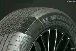 Michelin dévoile son premier pneu automobile durable homologué pour la route
