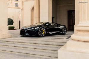 big-bugatti-w16-mistral-riyad-300x200.jp