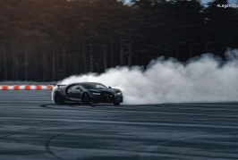 Drift en Bugatti Chiron Pur Sport