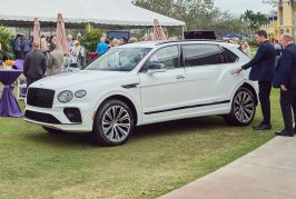 Vente aux enchères du 1er Bentley Bentayga EWB by Mulliner
