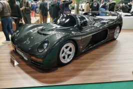 Rétromobile 2024 - Schuppan-Porsche 962CR de 1992 : la dernière produite