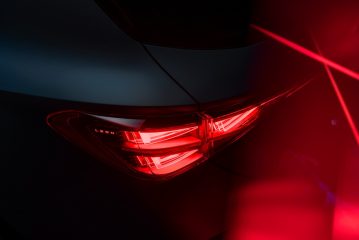 CUPRA tease le restylage des Formentor et Leon avant leur présentation le 29/04/2024