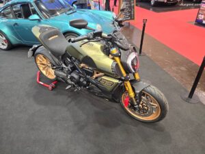big-techno-classica-2024-ducati-diavel-1