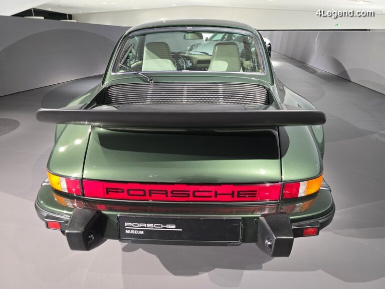 Porsche 911 Turbo 3 0 Type 930 (1:43) article - Poitiers