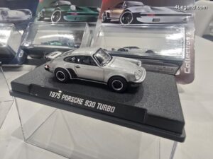 Miniature Majorette Porsche 911 Turbo 1975 - Échelle 1:64 - Modèle Collection Neuve