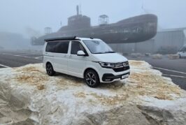 Miniature VW T6.1 California Ocean Blanc Candy au 1:18 de Ottomobile - OT488