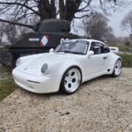 Miniature Porsche 911 Strosek Giga blanche de 2024 au 1/18 par GT Spirit – GT525