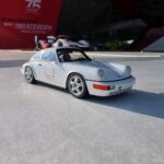 Miniature Porsche 911 Carrera Cup USA Edition Type 964 blanc Grand Prix au 1/18 par GT Spirit – GT995