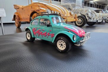 Miniature Volkswagen Beetle All Road - Baja Bug vert Miami de 1976 au 1/18 par Solido - S1809604